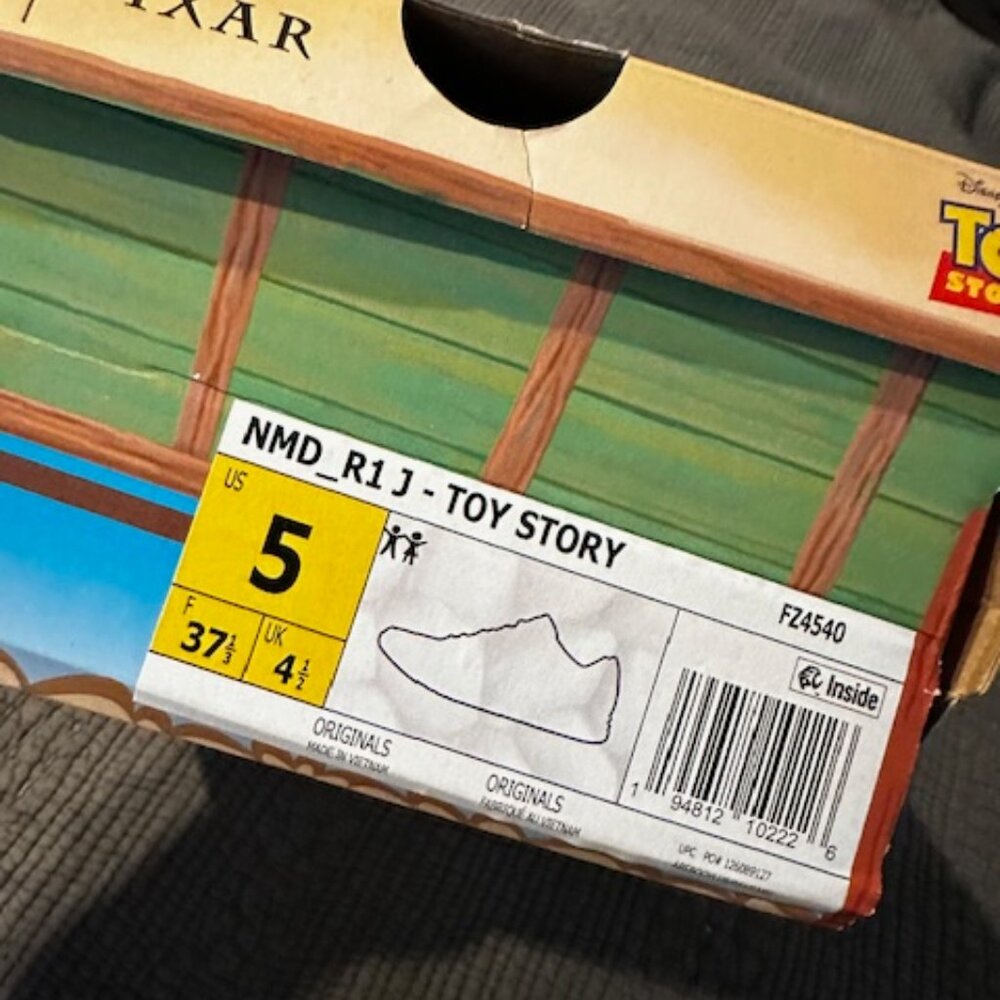 TOY STORY Adidas sneakers, Size 5, NWT IN BOX